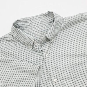 Huk Fishing Button Down Shirt Men's Large Citadel Plaid Teaser Oyster H1500146